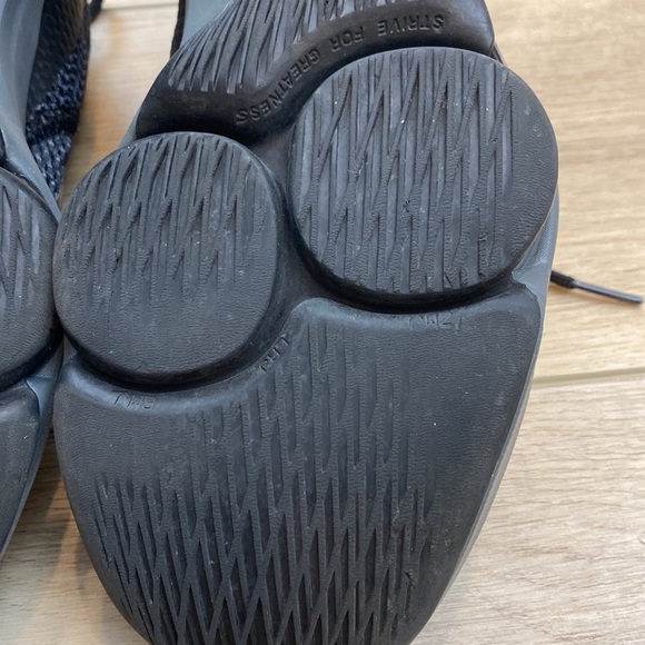 Nike LeBron | Witness 4 |‎ Sneakers - Picture 16 of 16